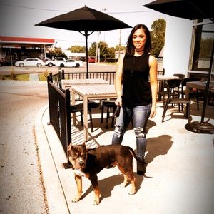 Meet your Posher, Yesenia